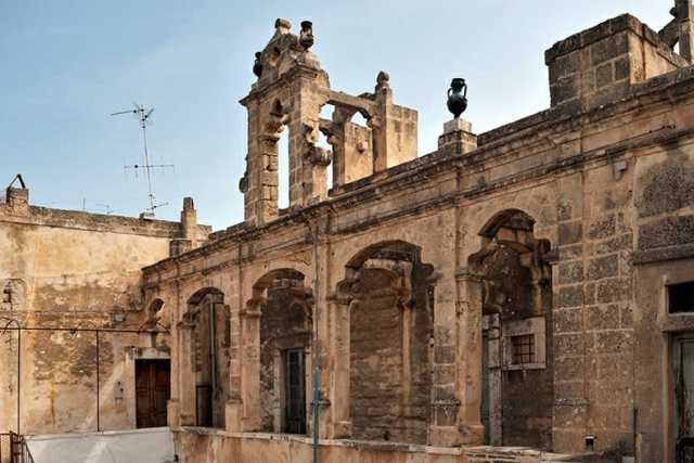 Bari, la storia di Villa Zanchi Capitaneo: edificio del 700 che ha visto nascere Palese